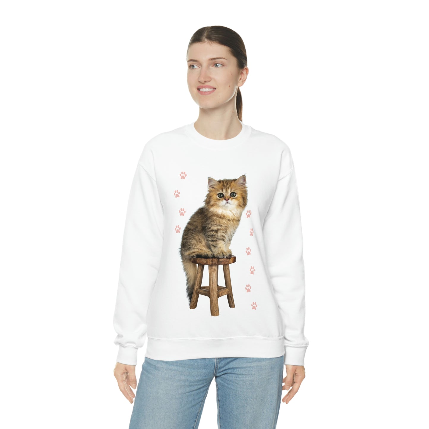 Cute Kitten/Cat sitting on Chair  Heavy Blend™ Crewneck Sweatshirt