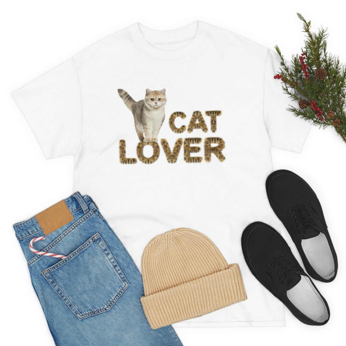 Cat Lover cute kitten (cat) design Graphic tee shirt